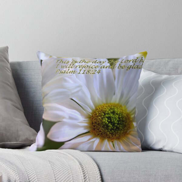 Item preview, Glenda's Daisies 2 designed and sold by Gary Boudreau.