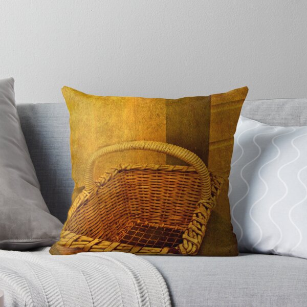Artikelvorschau, "The Old Washing Basket ..." entworfen und verkauft von Rosehaven.