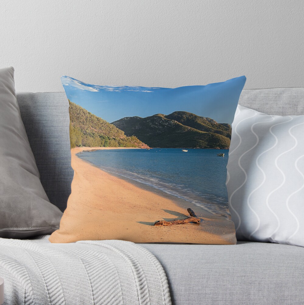 Early Morning at Hydeaway Bay Throw Pillow