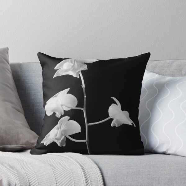Artikelvorschau, Orchid Quartet - Black and White Still Life Photo entworfen und verkauft von Brian Thedell.