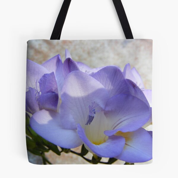Artikelvorschau, Lilac Freesia entworfen und verkauft von Sandy MacLean.