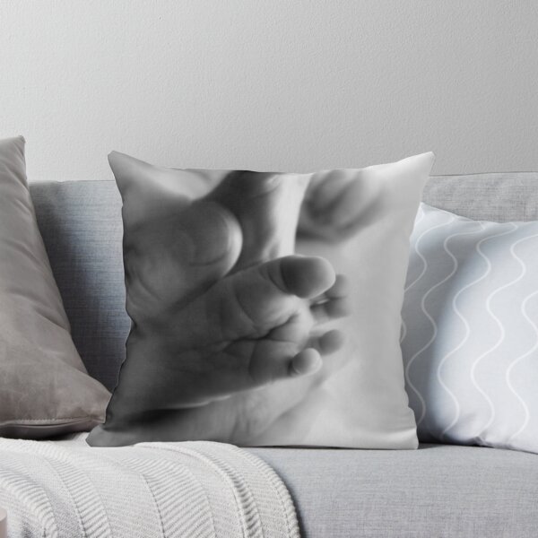 Artikelvorschau, Hands and Feet entworfen und verkauft von shilohrachelle.