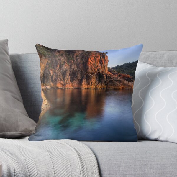 Sleepy Bay, Freycinet National Park, Tasmania Throw Pillow