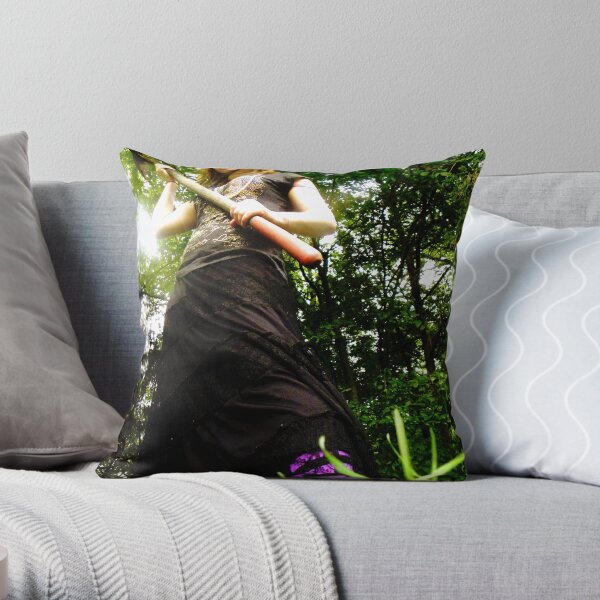 What a Knock-Out Throw Pillow
