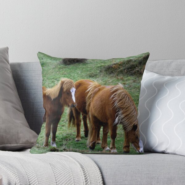 Artikelvorschau, Wild Horses ... entworfen und verkauft von Catherine Edwards.
