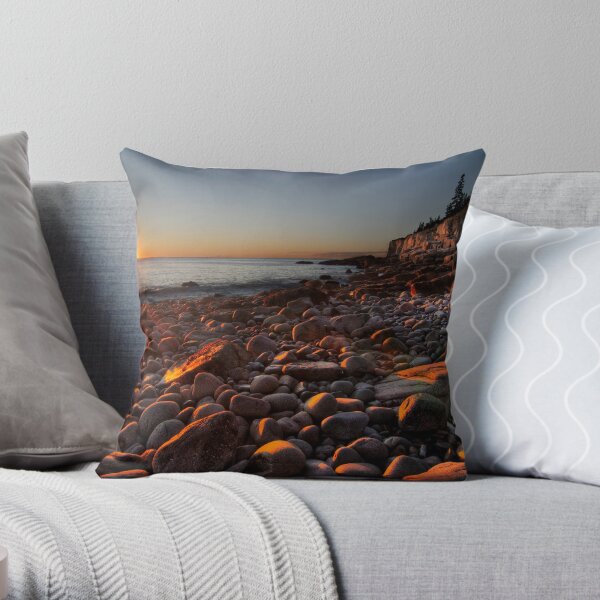 Sunrise at Rocky Beach, Acadia NP, ME Throw Pillow