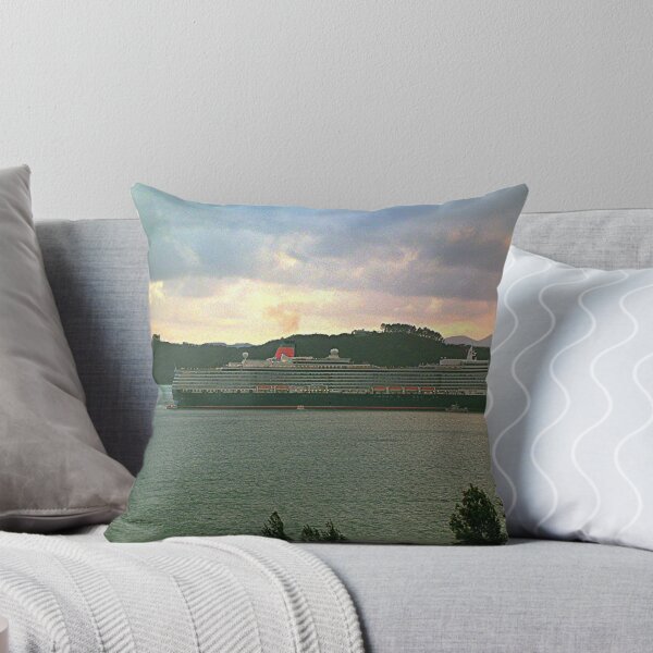 Item preview, Dawn greets the Queen ! designed and sold by Roy  Massicks.