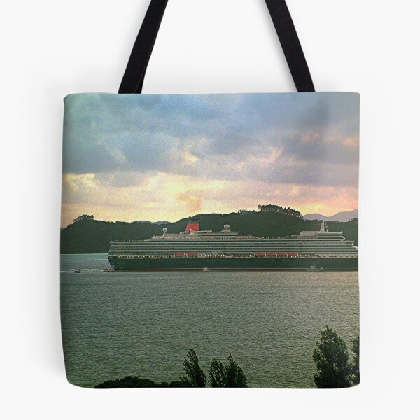 Item preview, Dawn greets the Queen ! designed and sold by Roy  Massicks.