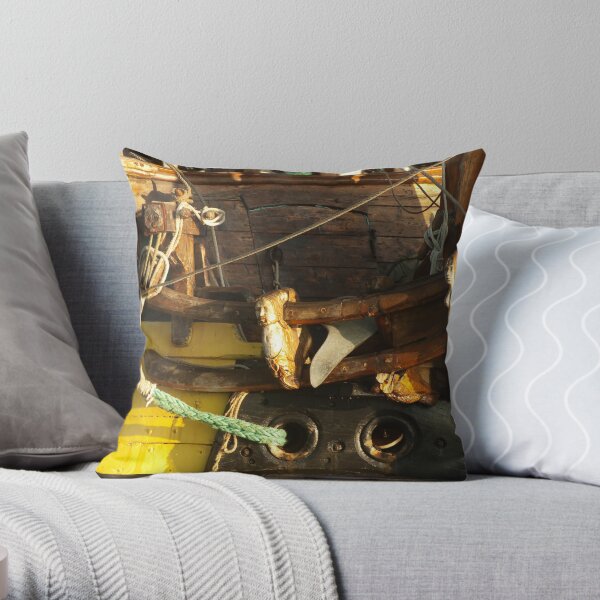 Wooden sculptures on the bow of "frigate Shtandart" Throw Pillow