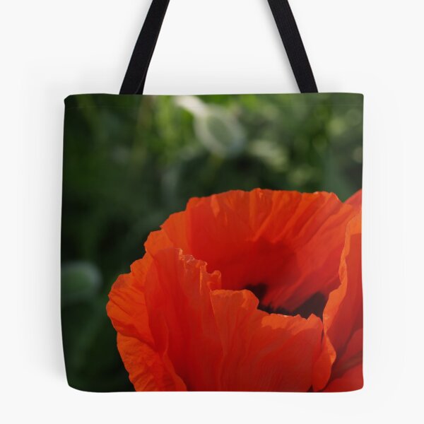 Artikelvorschau, Red Poppy Macro - Quakertown, PA entworfen und verkauft von Anna Lisa Yoder.
