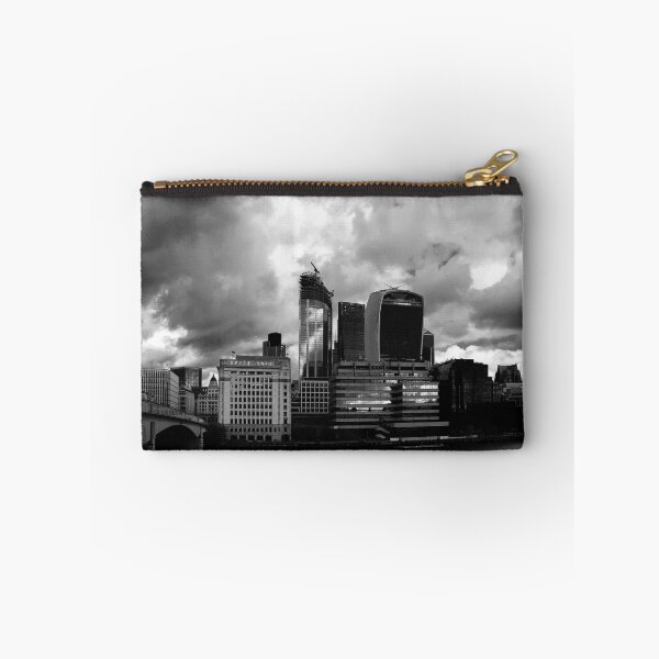 Artikelvorschau, Regenwolken über London ... entworfen und verkauft von Angelika Vogel.