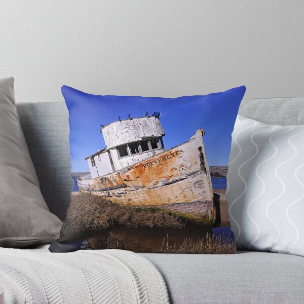 Artikelvorschau, Shipwrecked in Inverness "Point Reyes Fishing Boat" entworfen und verkauft von Alice Leon.