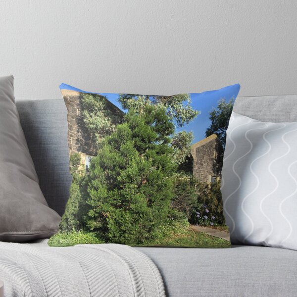 Artikelvorschau, Mernda - Church entworfen und verkauft von Joy Watson - Natural Light Photography .