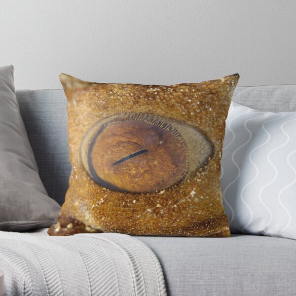 Eye of a Wobbegong - Orectolobus maculatus Throw Pillow