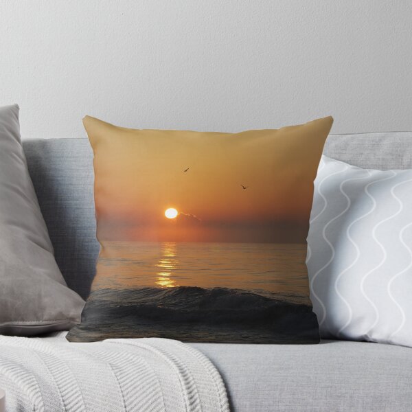 Artikelvorschau, sun rise at beach entworfen und verkauft von Ron1148.