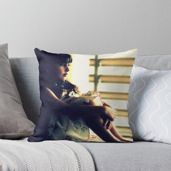 Item preview, window designed and sold by Saif Zahid.