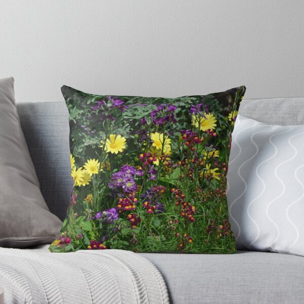 Item preview, A Pretty Flower Setting in the Garden designed and sold by Paula Betz.