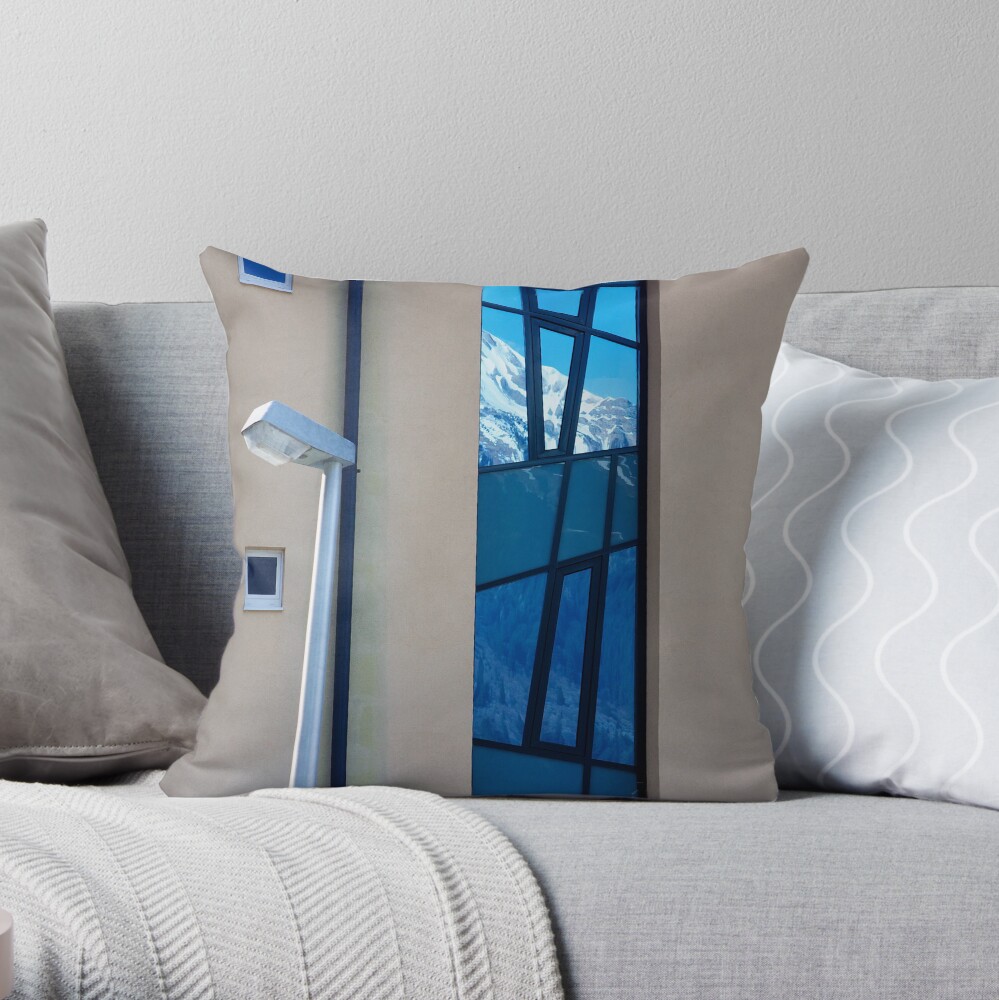 Kurtherme Badehospiz Throw Pillow