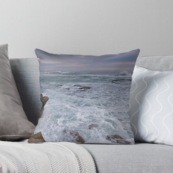 Artikelvorschau, Stormy Seas entworfen und verkauft von dazzleng.