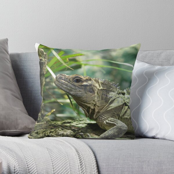 The Lizard Throw Pillow