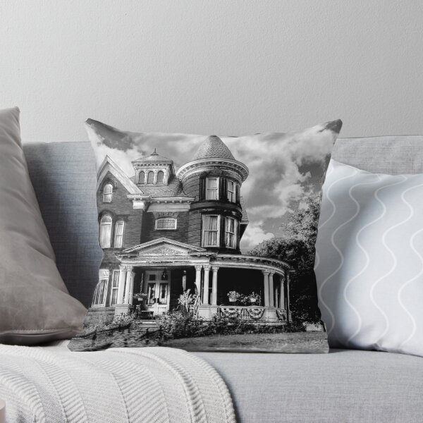 Aperçu de l'œuvre Mansfield Mansion créée et vendue par Marcia Rubin.