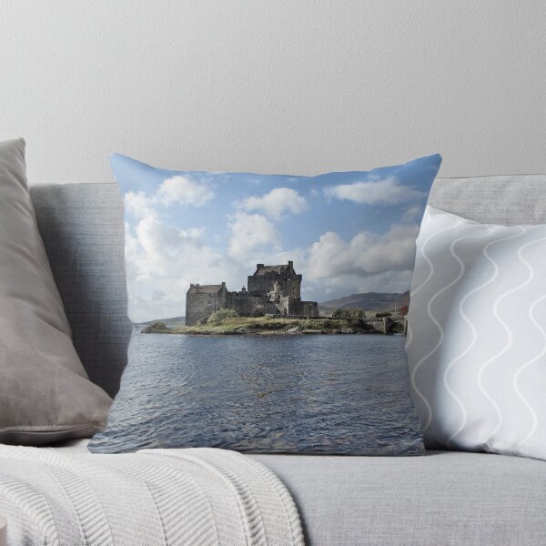 Aperçu de l'œuvre Eilean Donan Castle, Scotland créée et vendue par davidelder.