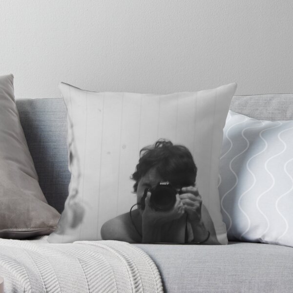 Artikelvorschau, self portrait... entworfen und verkauft von Shellie williams.