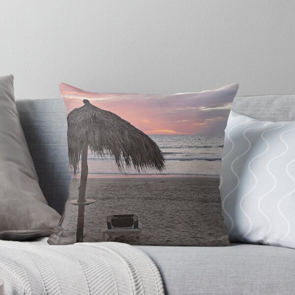 Artikelvorschau, Some Beach entworfen und verkauft von Dawne Olson.