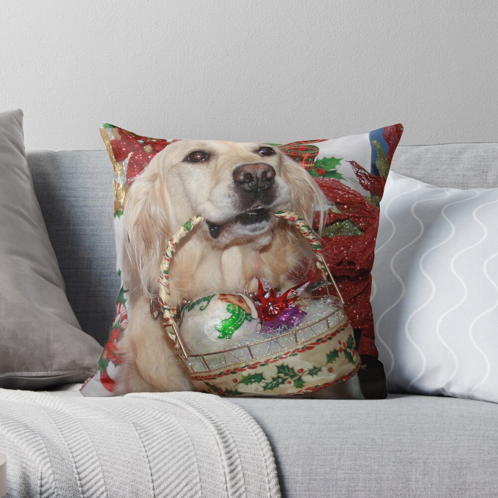 golden retriever throw pillow