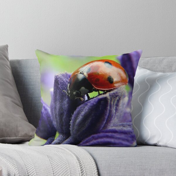 Artikelvorschau, ladybug on salvia entworfen und verkauft von tego53.