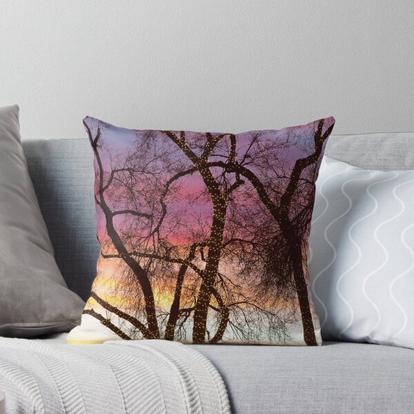 Artikelvorschau, Colorful Silhouetted Trees 37 entworfen und verkauft von Bo Insogna.