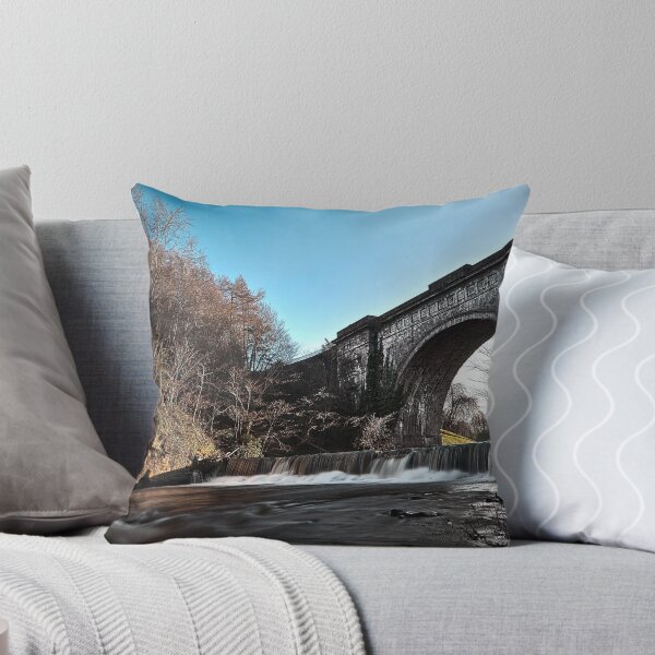 Artikelvorschau, Waterfall under the bridge entworfen und verkauft von Vincent Lamb.