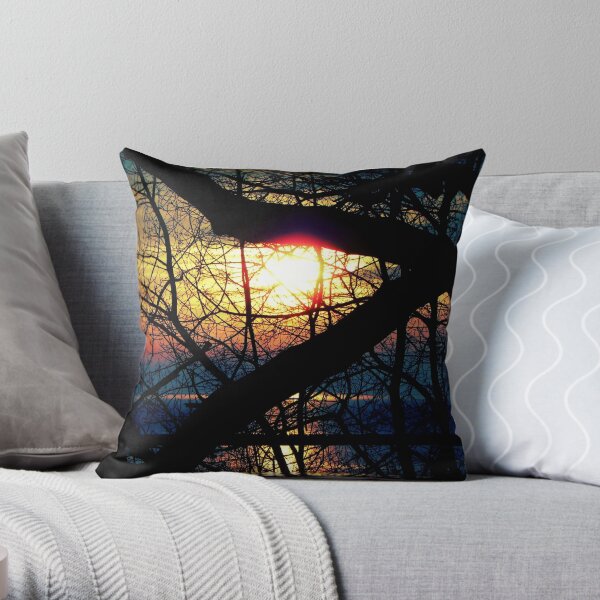 Sunrise © Throw Pillow