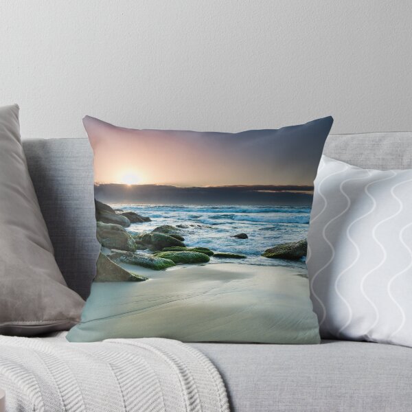 Aperçu de l'œuvre Tamarama Beach Sunrise créée et vendue par GarLyons.
