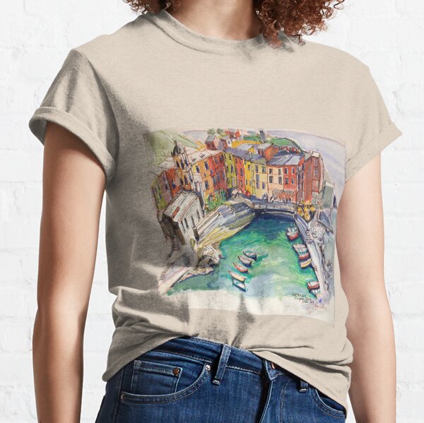 ‘Vernazza. Cinque Terre Italy’ p&w Classic T-Shirt