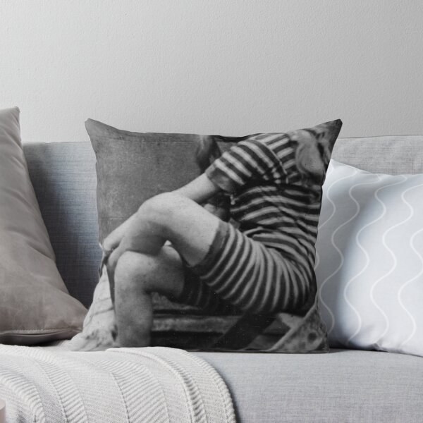 Bathing girl Throw Pillow