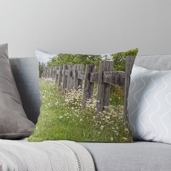 Artikelvorschau, Fence and Wildflowers entworfen und verkauft von William Bullimore.