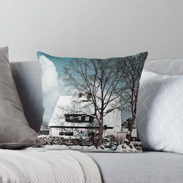 Artikelvorschau, Covered in snow entworfen und verkauft von digiphotography.