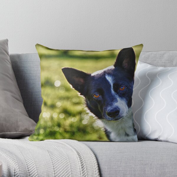 Pearl in Bokehland Throw Pillow