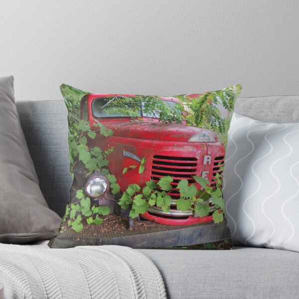 Item preview, Reo Gold Comet designed and sold by Ron Russell.