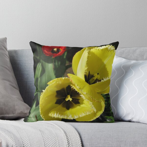Artikelvorschau, Yellow and Red Frilled Tulips entworfen und verkauft von BlueMoonRose.