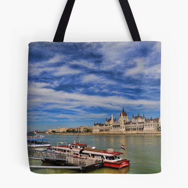 Artikelvorschau, The Parliament on Danube river entworfen und verkauft von LifePictures.