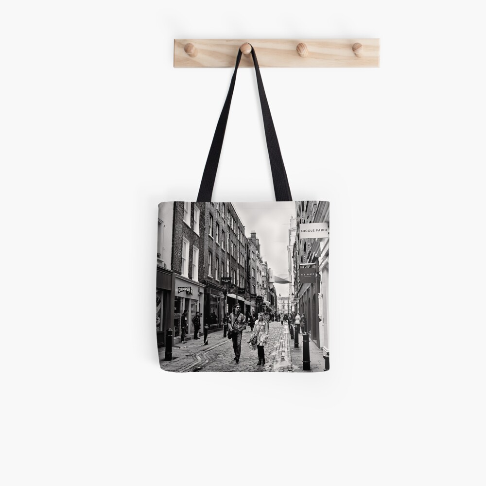 An afternoon shopping in London - Britain Tote Bag