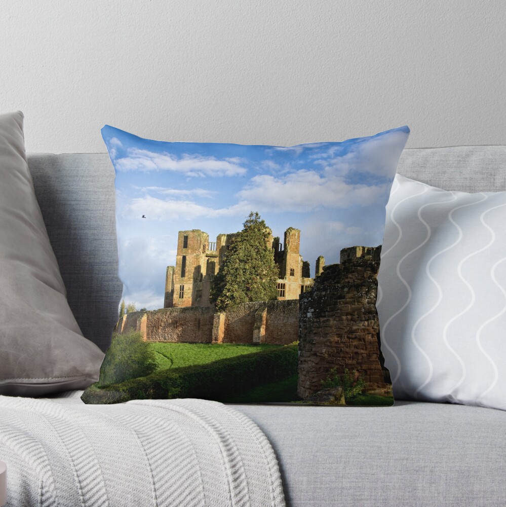 The Rook of Kenilworth Castle - Britain Throw Pillow