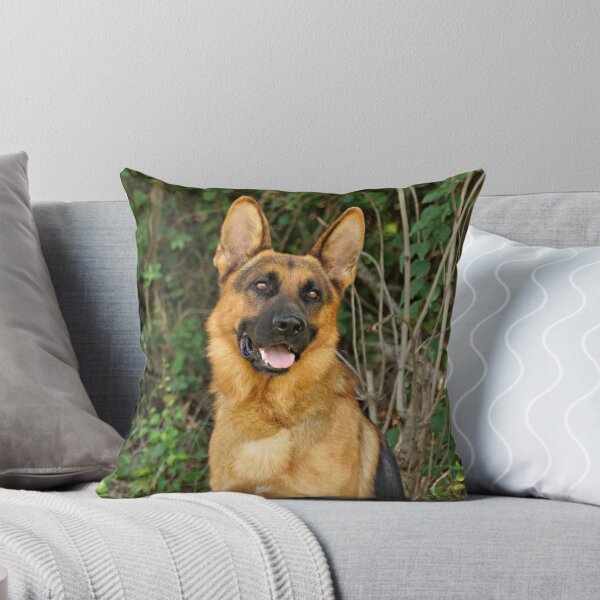 Item preview, Ruger designed and sold by Sandy Keeton.