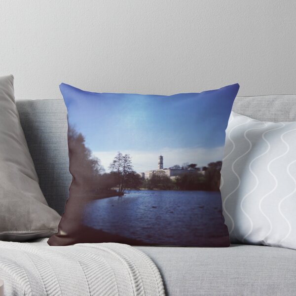 Item preview, Universidad de Nottingham designed and sold by Robert Steadman.