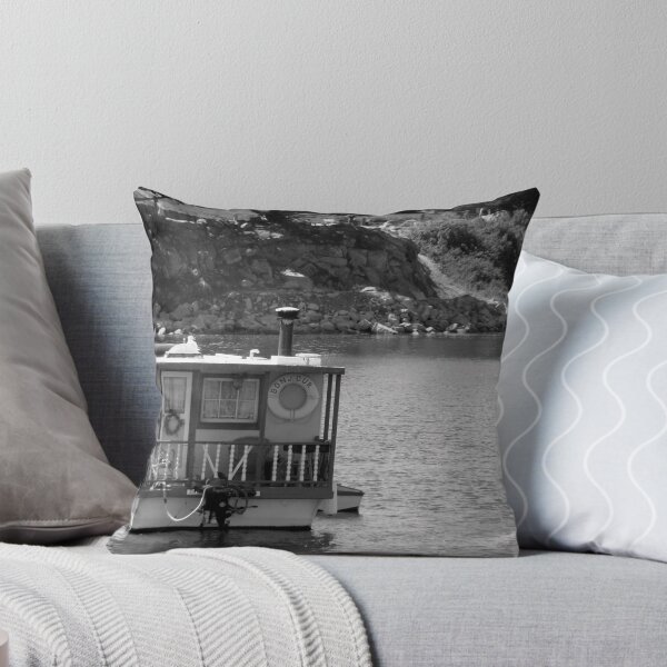 Artikelvorschau, " My Little Boat House " entworfen und verkauft von Gail Jones.
