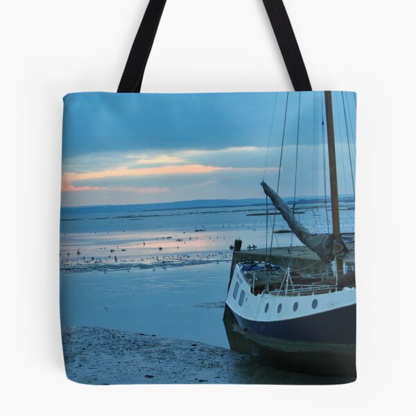 Aperçu de l'œuvre Leigh-On-Sea Twilight créée et vendue par mpstone.