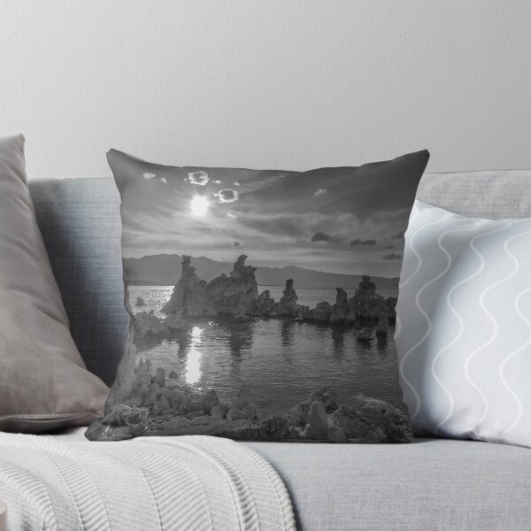 Artikelvorschau, Mono Lake Sunset  entworfen und verkauft von photosbyflood.