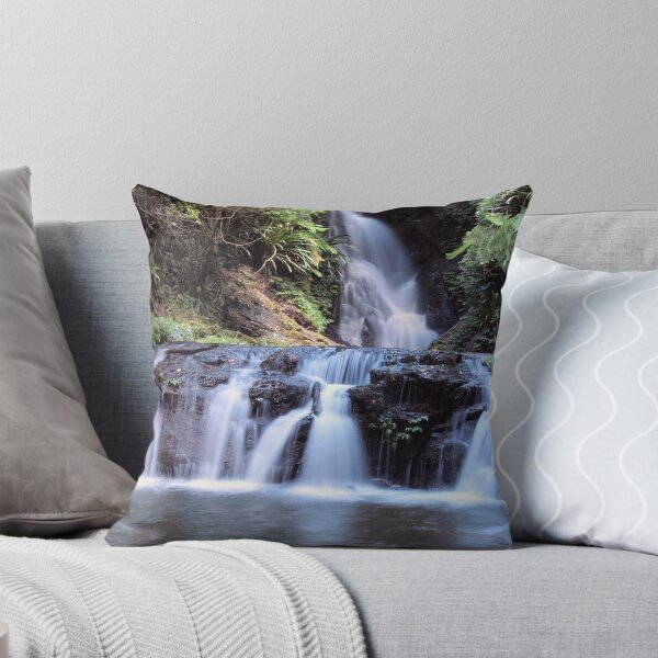 Artikelvorschau, Waterfall at O'Reillys entworfen und verkauft von deagon.